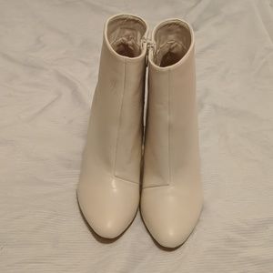 Shoe Dazzle Ankle Boots